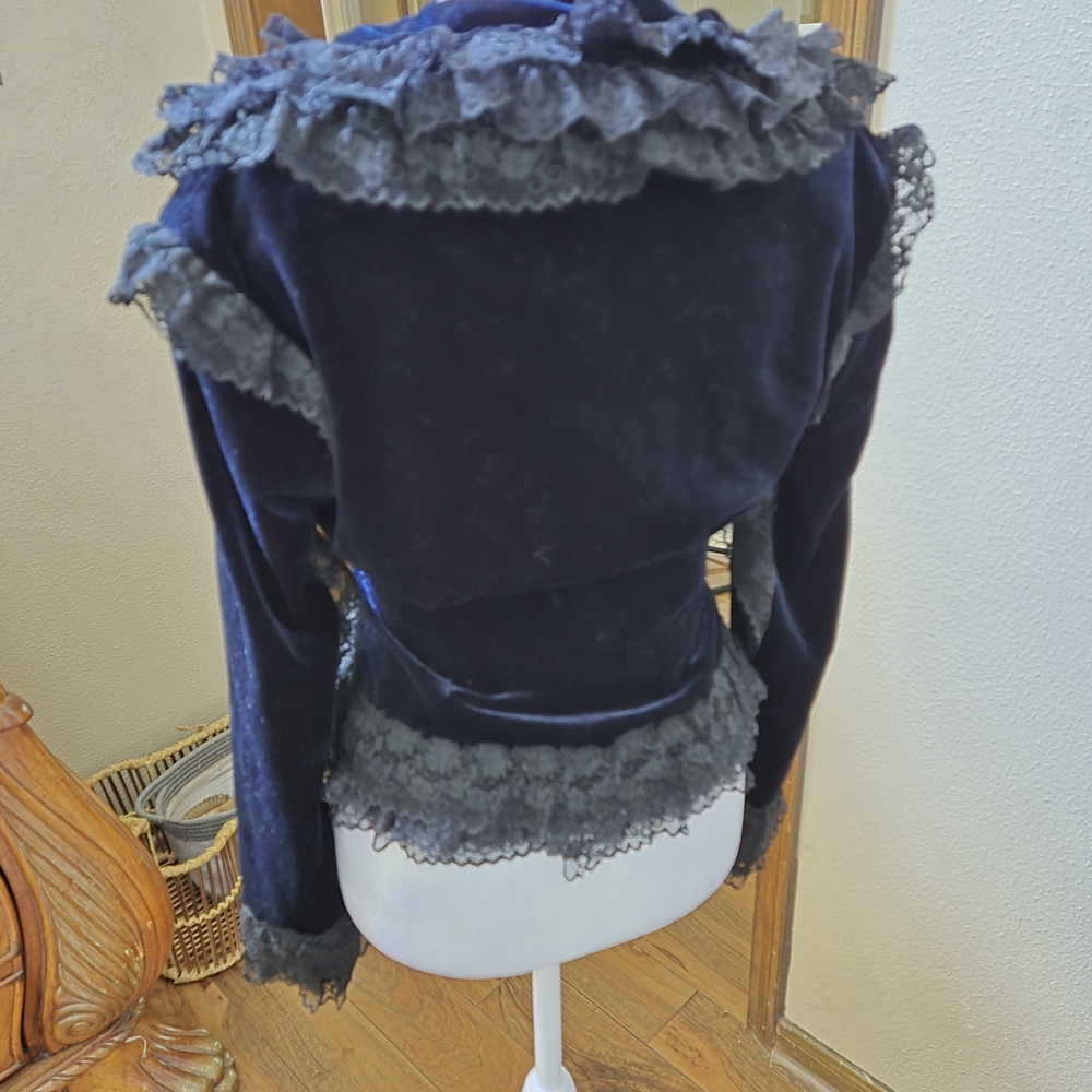 Italian Black Lace-Trimmed Jacket - Picture 4 of 7